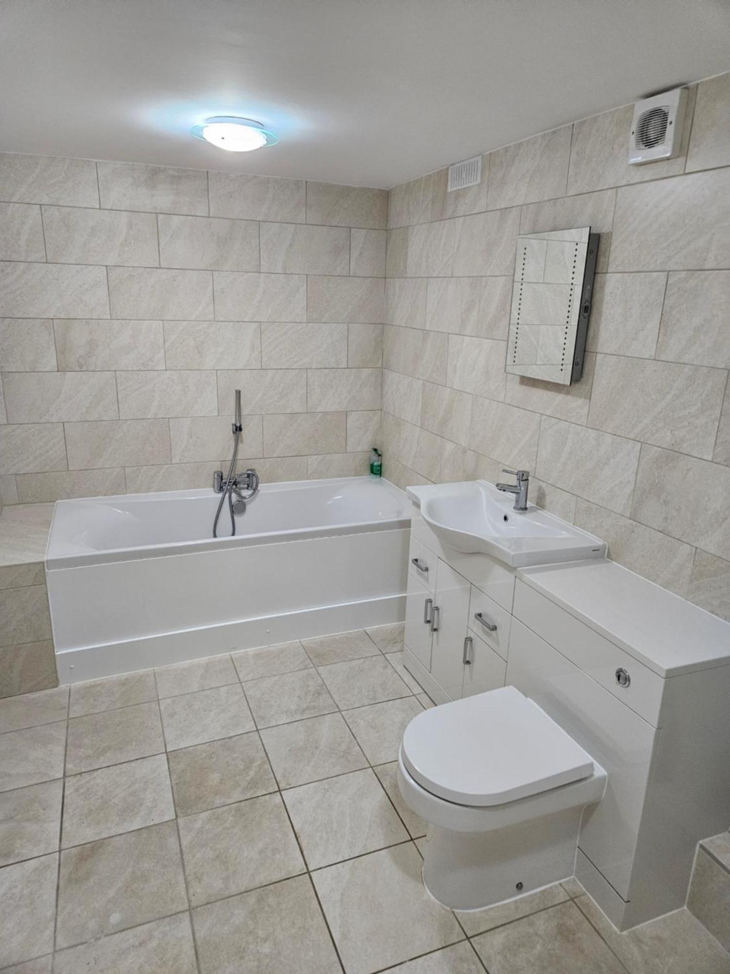 Lister Park Bradford 2Bed Detached Cottage House Parking Cinema Screen Games Room Dış mekan fotoğraf