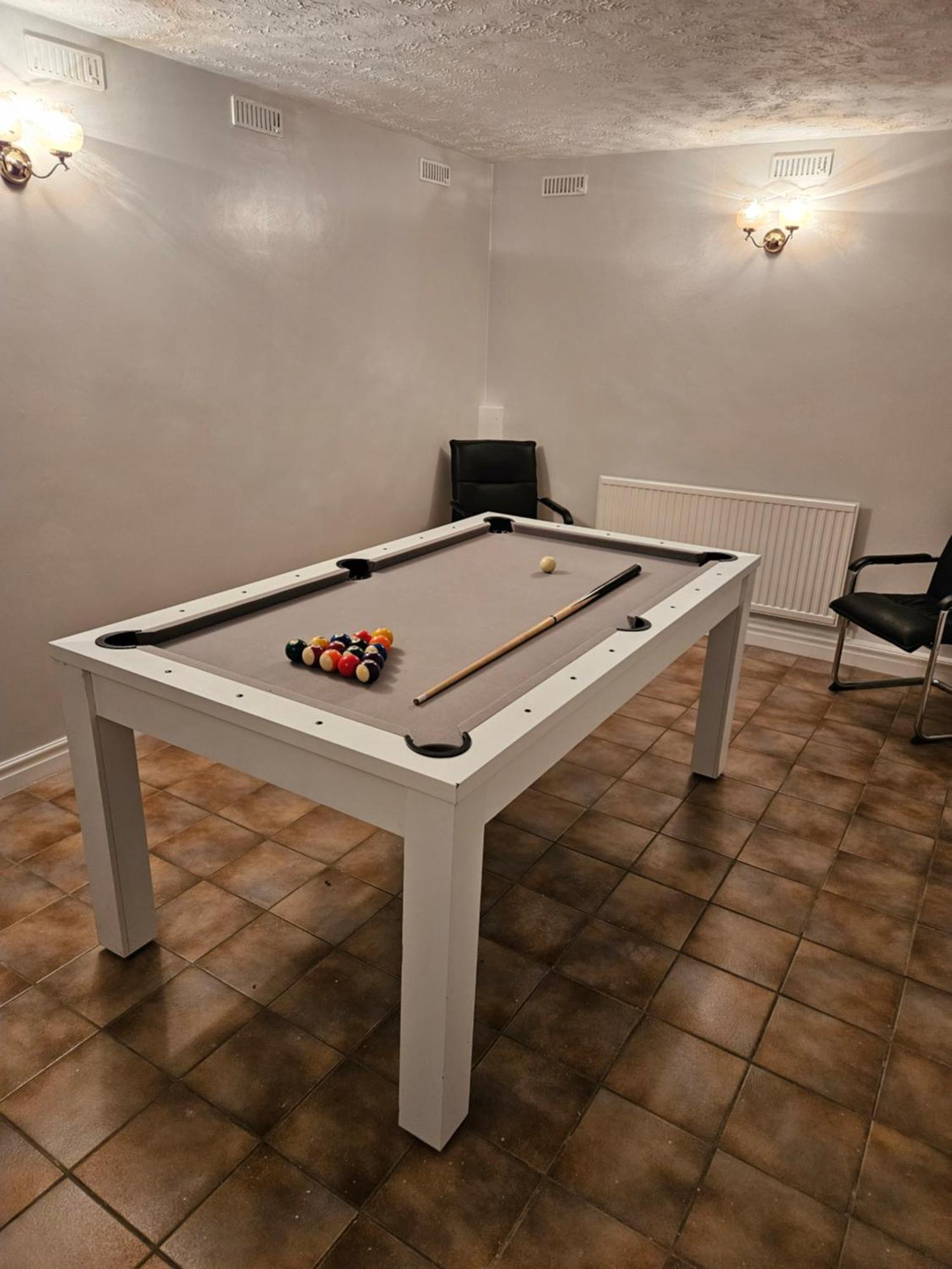 Lister Park Bradford 2Bed Detached Cottage House Parking Cinema Screen Games Room Dış mekan fotoğraf